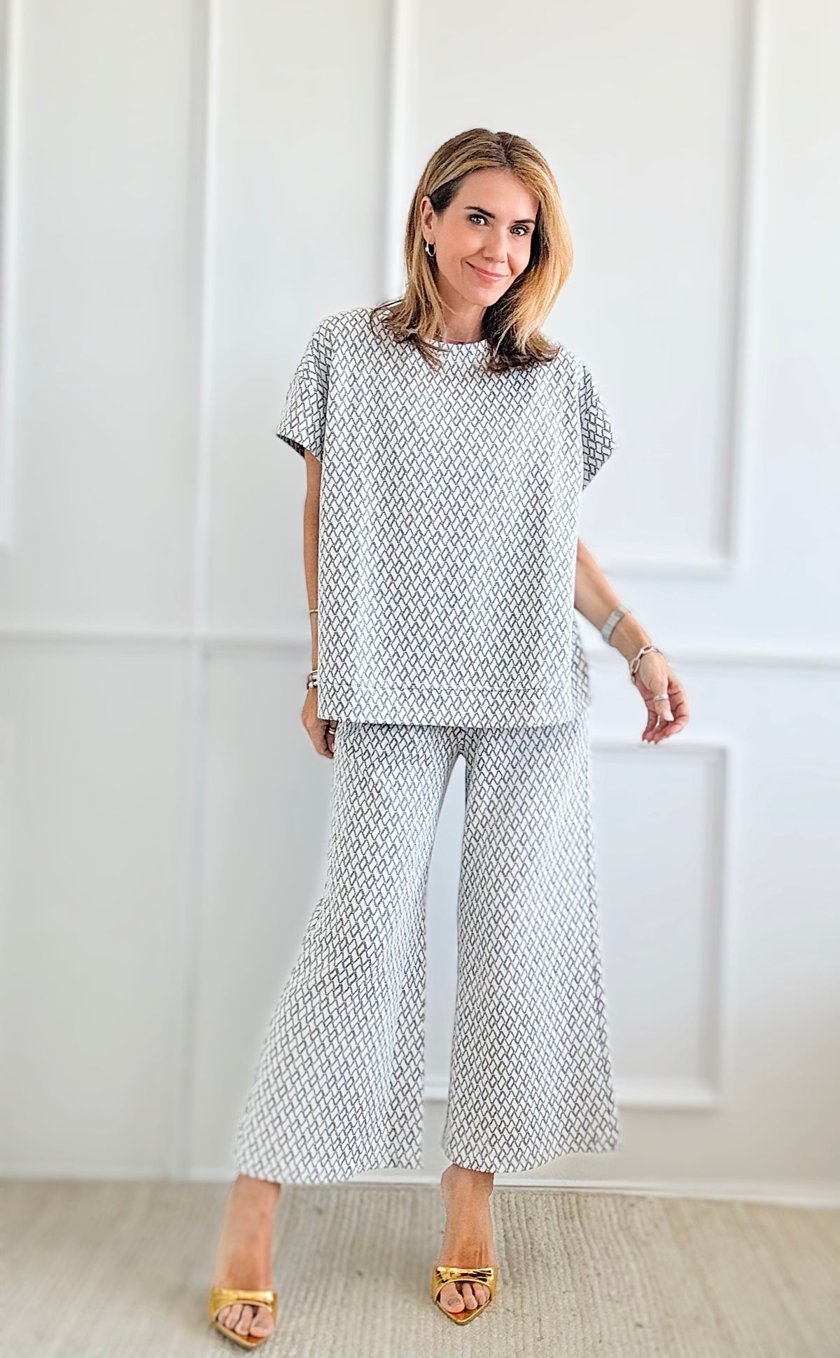 Metallic Jacquard Cropped Set - White/Grey-210 Loungewear/sets-See and Be Seen-Coastal Bloom Boutique, find the trendiest versions of the popular styles and looks Located in Indialantic, FL