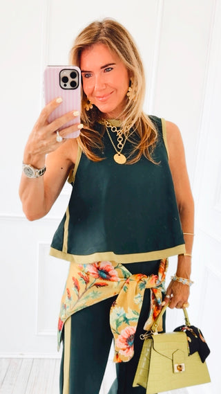 Contrast Stripe Sleeveless Top