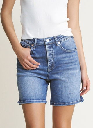 Shoreline Stroll Bermuda Jean Shorts
