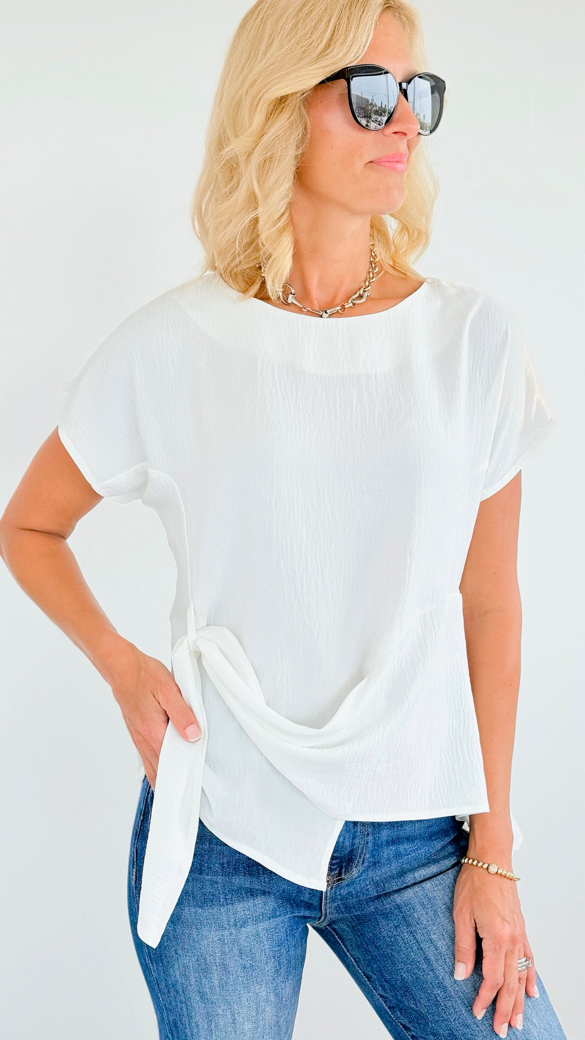 Knot Front & Angled Hem Top- White-110 Short Sleeve Tops-oddi-Coastal Bloom Boutique, find the trendiest versions of the popular styles and looks Located in Indialantic, FL