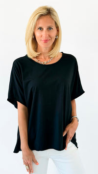 Everyday Italian Relaxed Top-Black-110 short Sleeve Top-Italianissimo-Coastal Bloom Boutique, find the trendiest versions of the popular styles and looks Located in Indialantic, FL