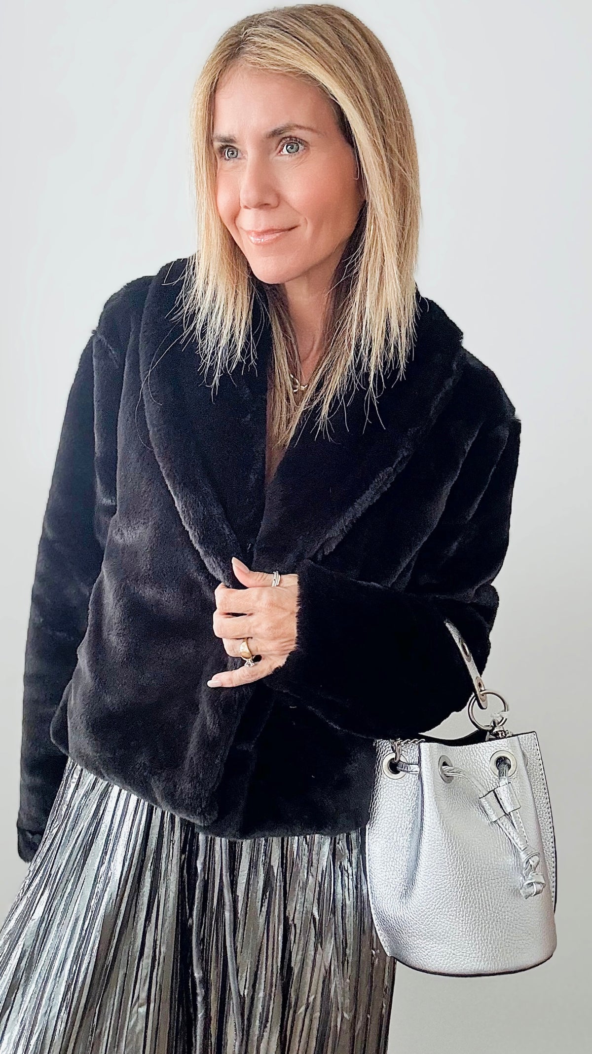 Big Deal Big Collar Faux Fur Jacket - Black-150 Cardigan Layers-Dolce Cabo-Coastal Bloom Boutique, find the trendiest versions of the popular styles and looks Located in Indialantic, FL