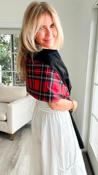 It’s a Wrap - 
Timeless Tartan Italian Wrap