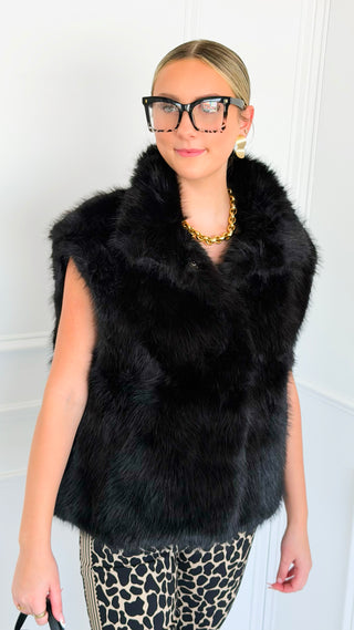 Luxe Plush Layering Vest - Black