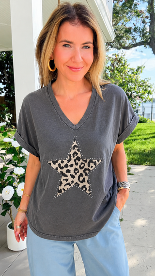 Wild Star Shine V-Neck Italian Graphic Tee