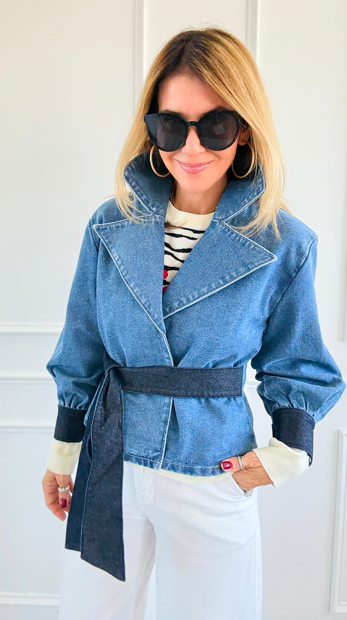 Contrast Charm Denim Jacket-160 Jackets-ROUSSEAU-Coastal Bloom Boutique, find the trendiest versions of the popular styles and looks Located in Indialantic, FL
