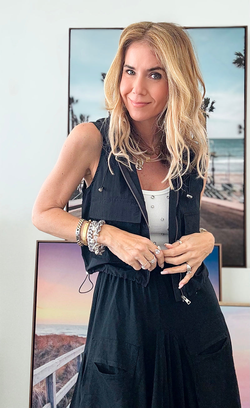 Hooded Cargo Vest - Black-160 Jackets-Love Tree Fashion-Coastal Bloom Boutique, find the trendiest versions of the popular styles and looks Located in Indialantic, FL