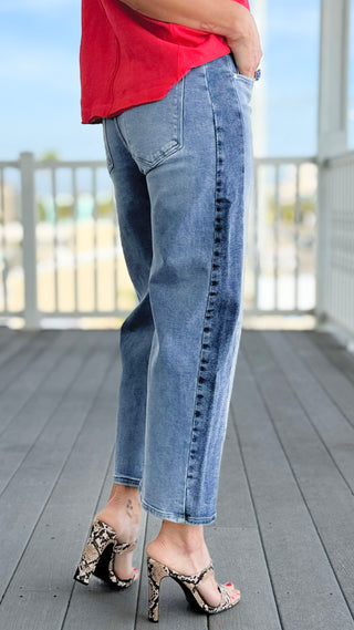 Split Decision Two-Tone Barrel Crop Jean