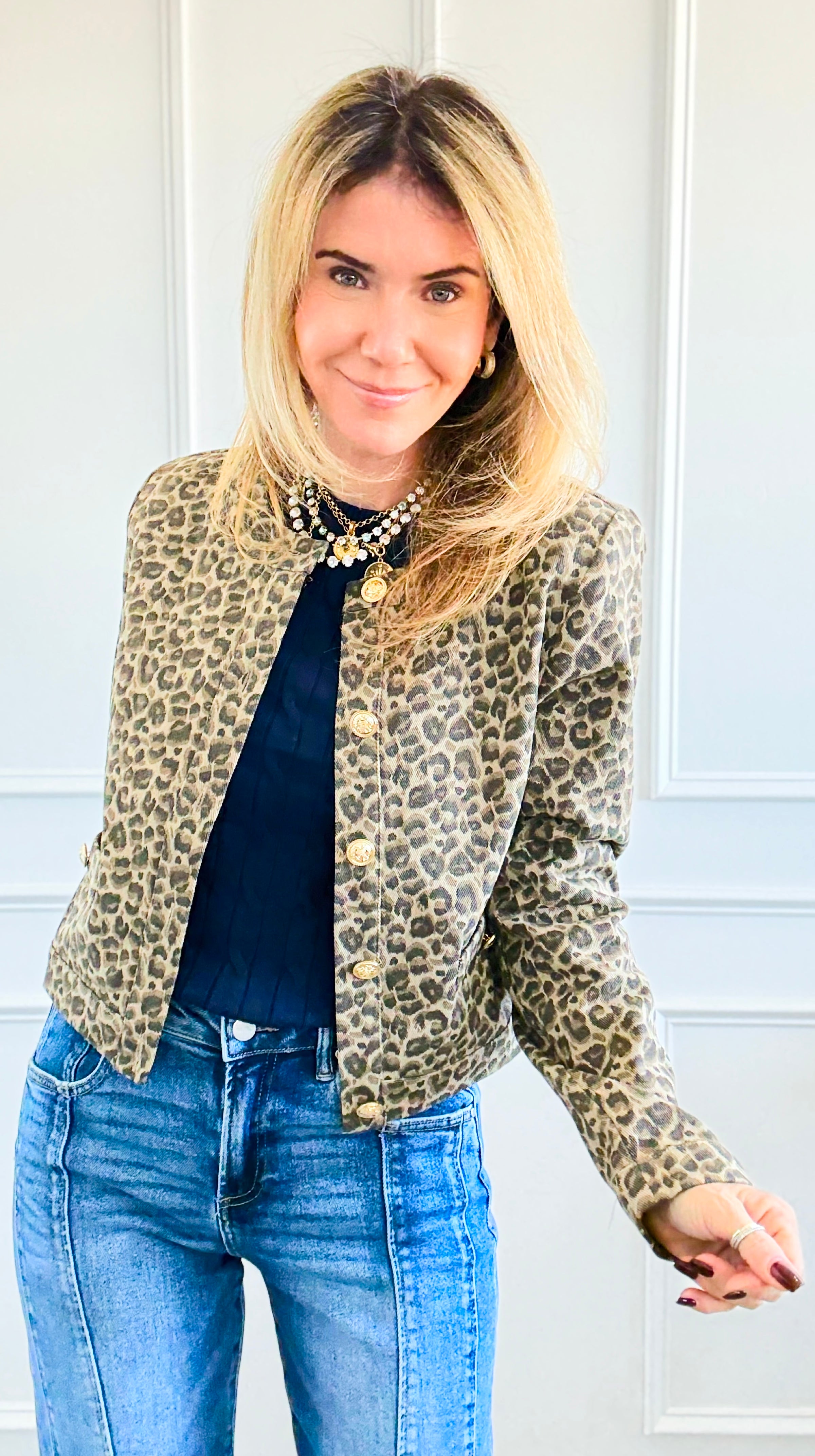 Leopard Printed Cropped Jacket