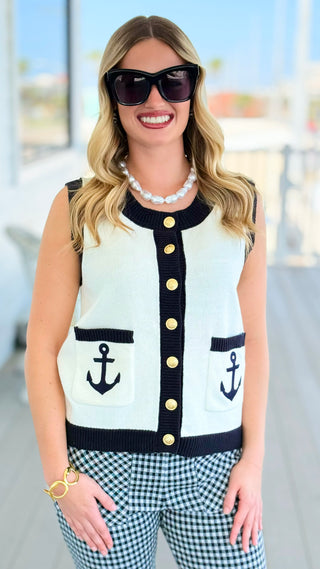 Two-Tone Buttoned Vest