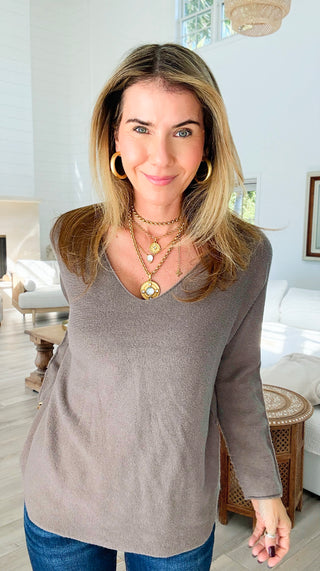 Soho Italian V-Neck Pullover - Taupe-140 Sweaters-Italianissimo/ Max & D-Coastal Bloom Boutique, find the trendiest versions of the popular styles and looks Located in Indialantic, FL