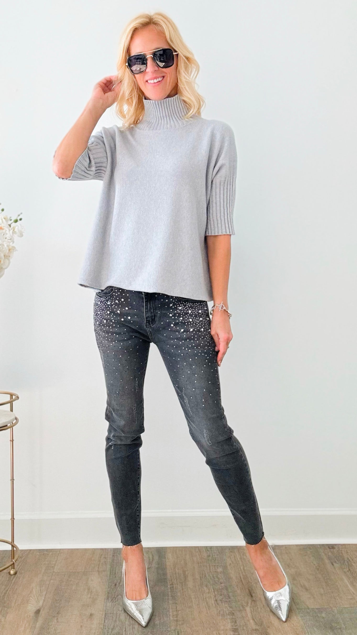 Rhinestone Skinny Jeans-190 Denim-Vocal-Coastal Bloom Boutique, find the trendiest versions of the popular styles and looks Located in Indialantic, FL