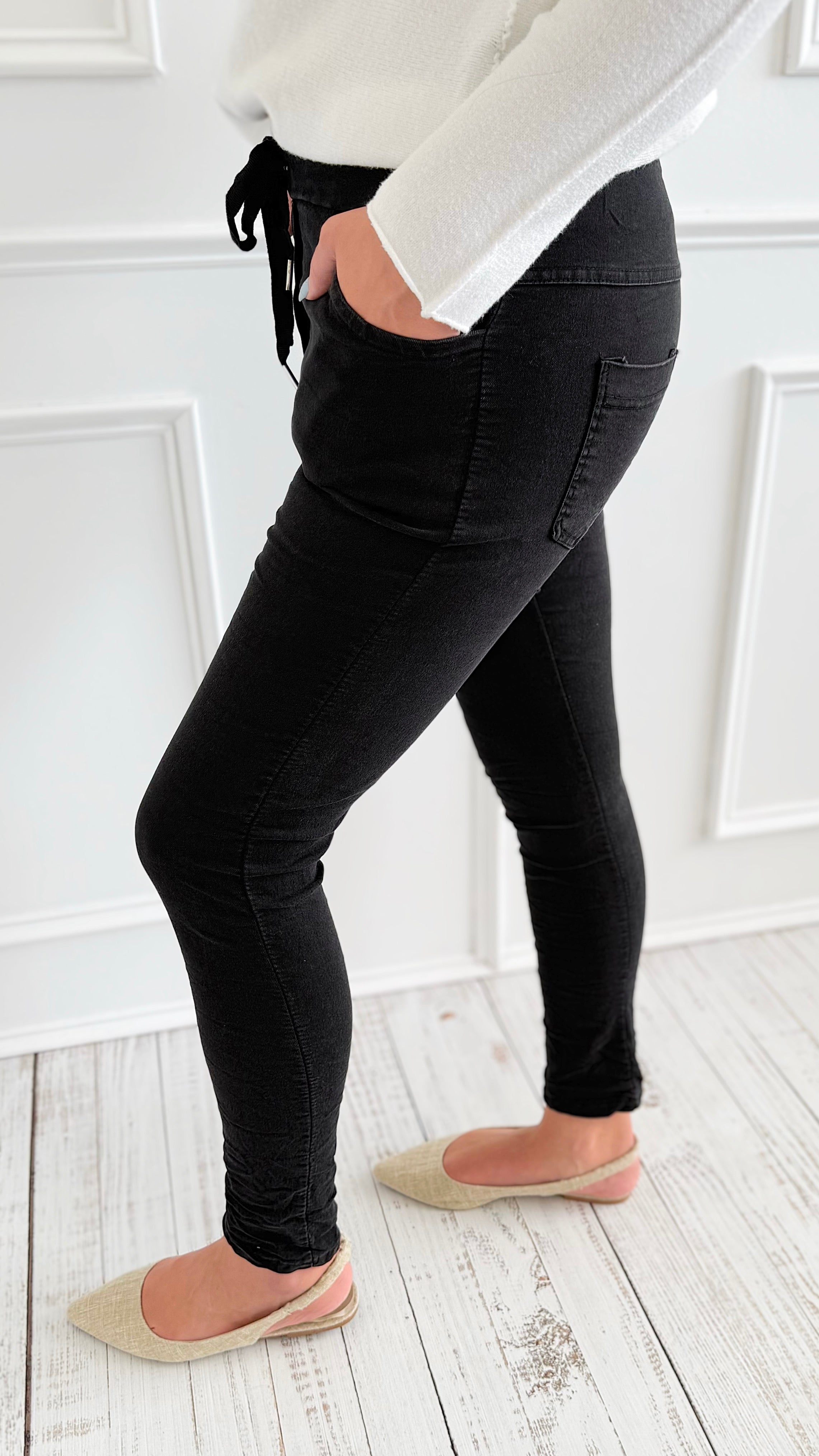 Love Endures Italian Jogger - Denim Black-180 Joggers-SUNNY HOLIDAYS-Coastal Bloom Boutique, find the trendiest versions of the popular styles and looks Located in Indialantic, FL