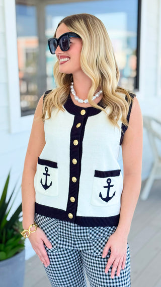 Two-Tone Buttoned Vest