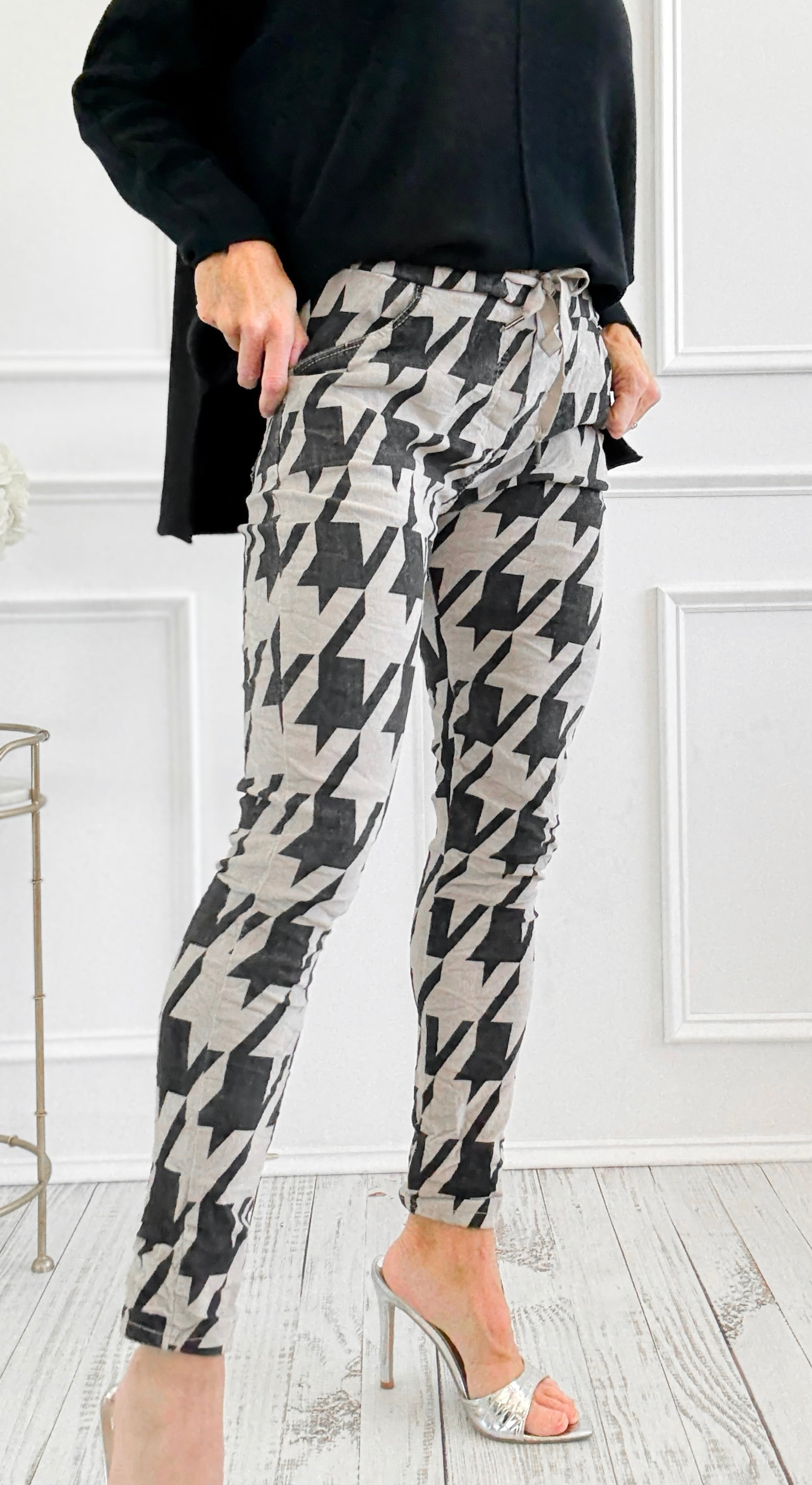 Italian Houndstooth Corduroy Crinkle Joggers-180 Joggers-V6-Coastal Bloom Boutique, find the trendiest versions of the popular styles and looks Located in Indialantic, FL