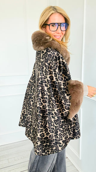 Faux Fur Collar & Cuff Poncho - Leopard