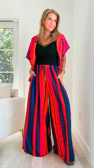 Midnight Mischief Kapri Italian Pants