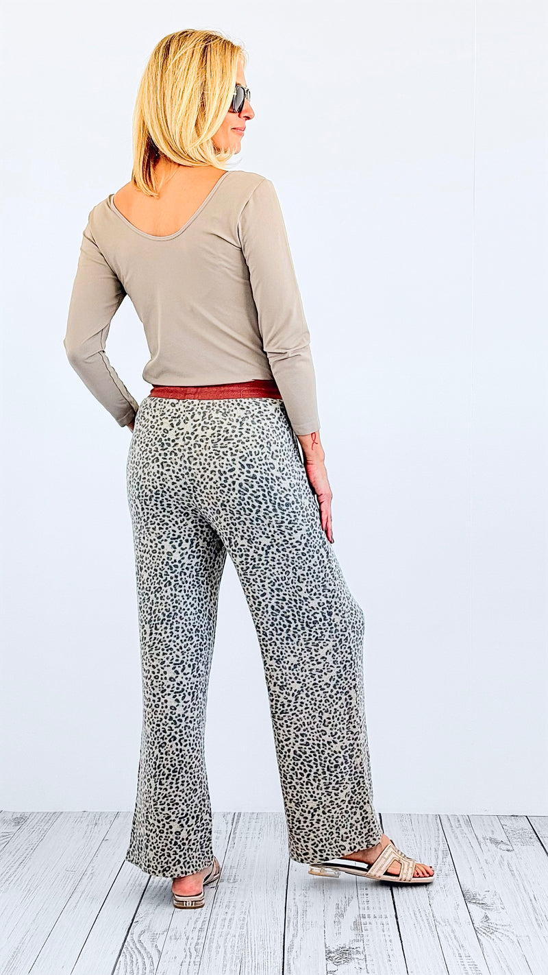 Soft Escape Printed Joggers-170 Bottoms-mystree-Coastal Bloom Boutique, find the trendiest versions of the popular styles and looks Located in Indialantic, FL