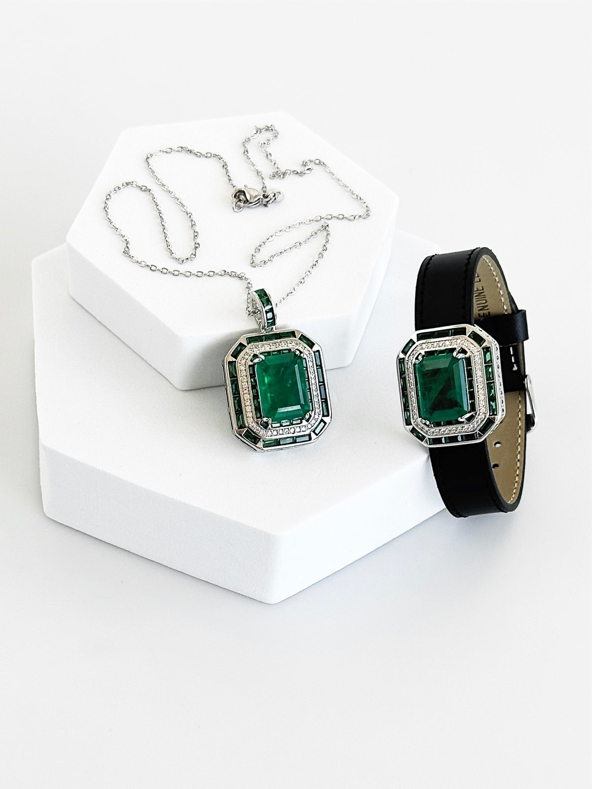 Eternal Emerald Elegance Set-230 Jewelry-Chasing Bandits-Coastal Bloom Boutique, find the trendiest versions of the popular styles and looks Located in Indialantic, FL