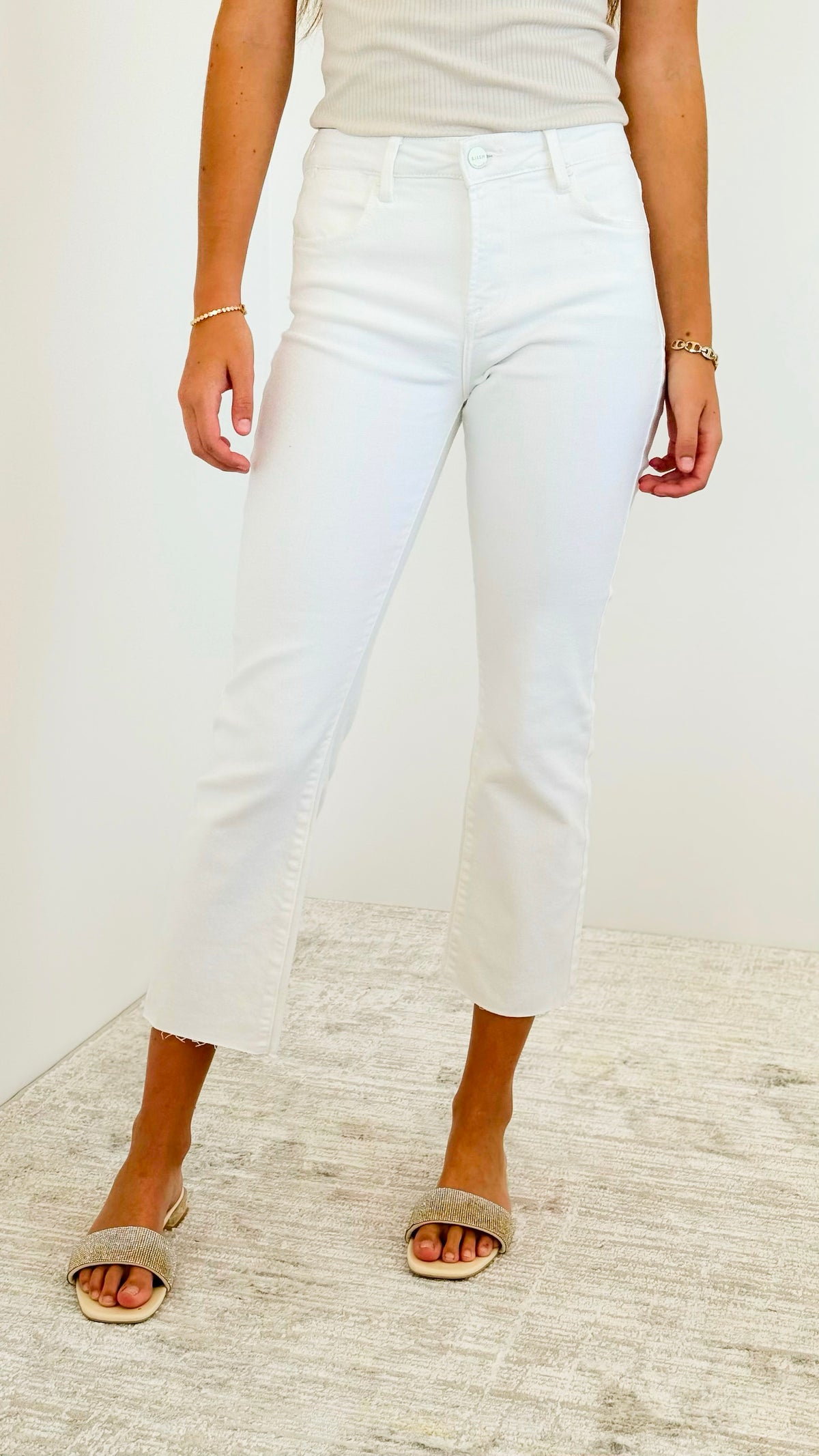 Mid-Rise Straight Raw Edge Jeans-190 Denim-RISEN JEANS-Coastal Bloom Boutique, find the trendiest versions of the popular styles and looks Located in Indialantic, FL