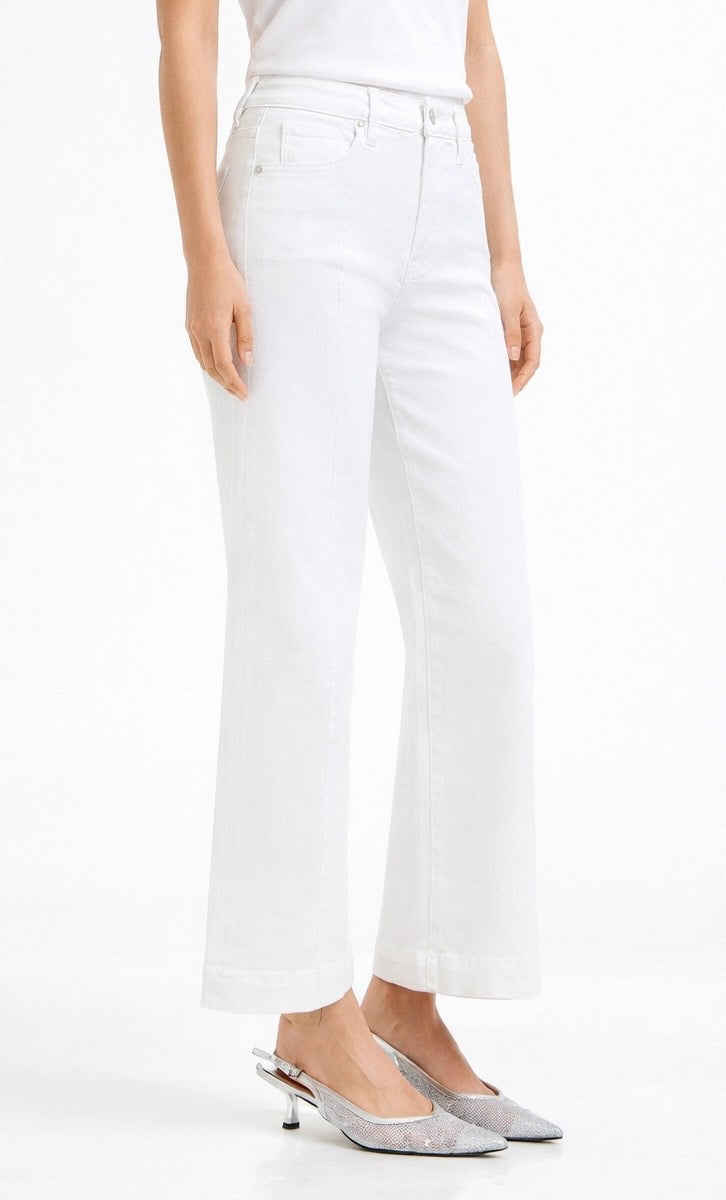 The Luxe Crop Jean