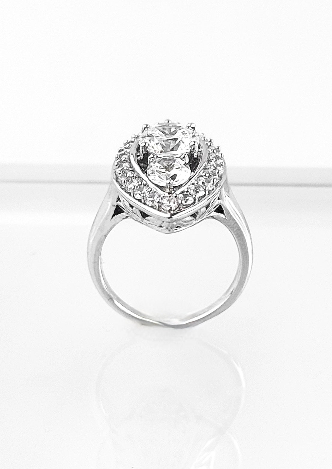 Luminous Eye Clear Ring-230 Jewelry-Oriental Treasure-Coastal Bloom Boutique, find the trendiest versions of the popular styles and looks Located in Indialantic, FL