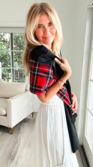 It’s a Wrap - 
Timeless Tartan Italian Wrap