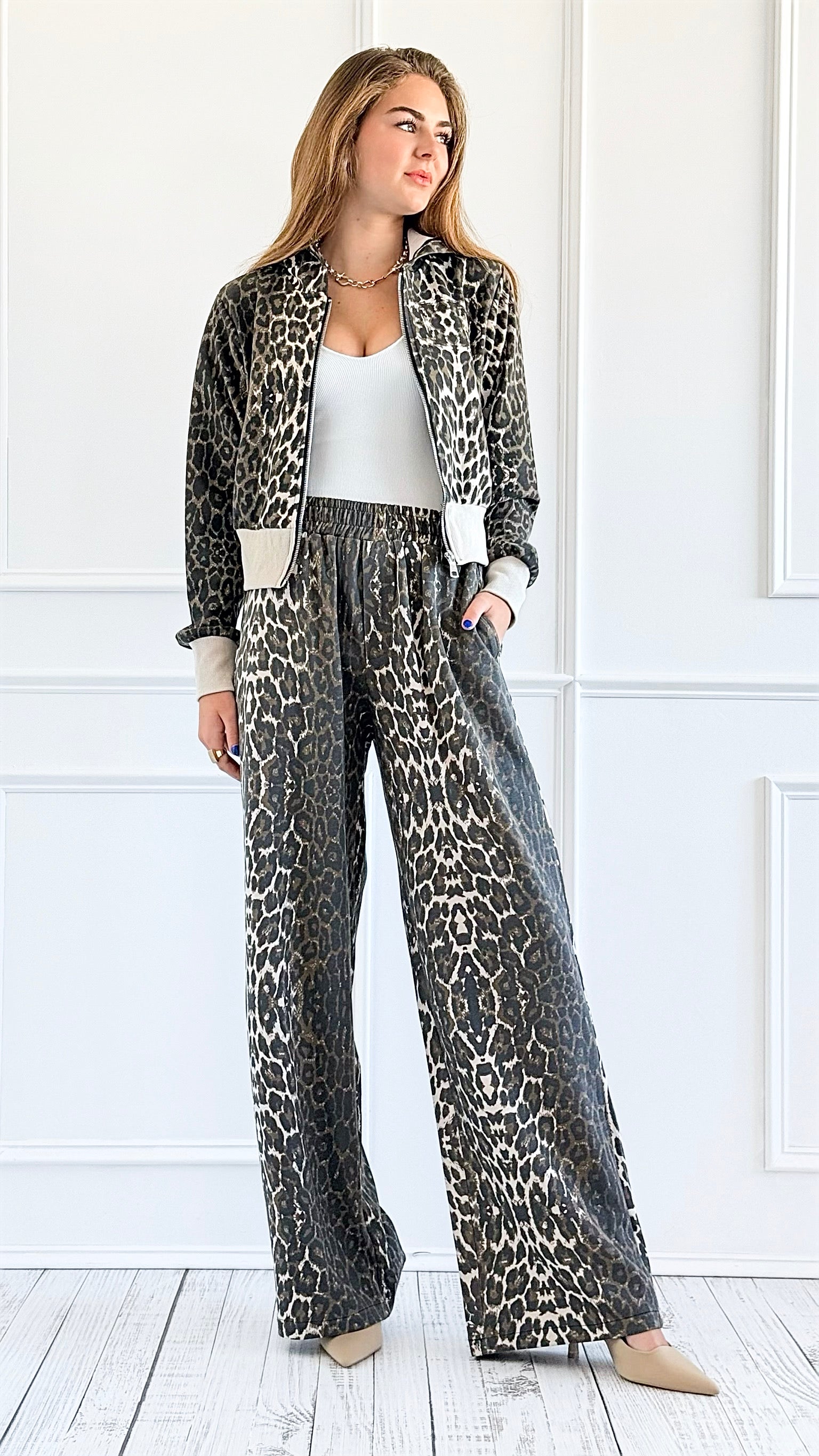 Leopard Print Lounge Set-210 Loungewear/Sets-7Mango7-Coastal Bloom Boutique, find the trendiest versions of the popular styles and looks Located in Indialantic, FL