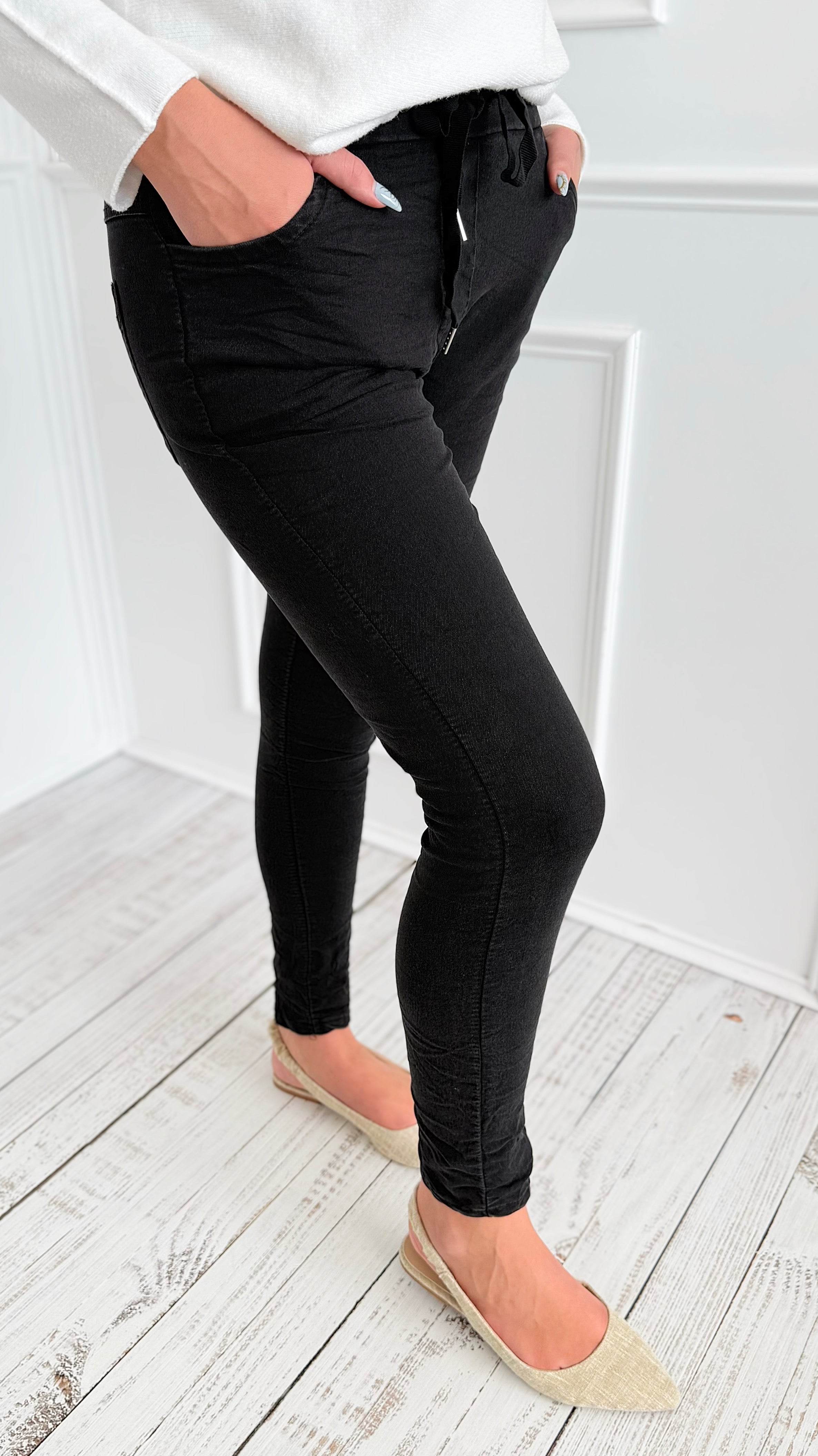 Love Endures Italian Jogger - Denim Black-180 Joggers-SUNNY HOLIDAYS-Coastal Bloom Boutique, find the trendiest versions of the popular styles and looks Located in Indialantic, FL