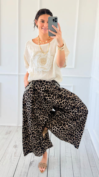 Roar & Shine Embellished Italian Pant