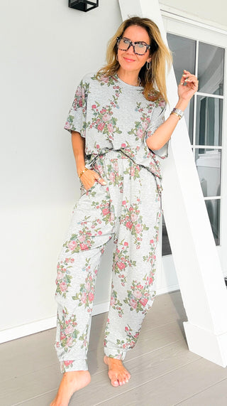 Matching Floral Bouquet Lounge Set