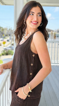 Breezy Coast Linen Italian Sleeveless Top- Chocolate
