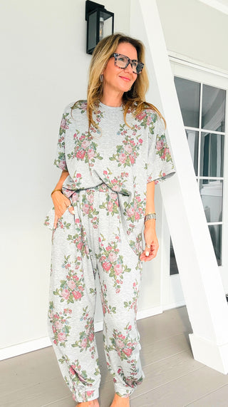 Matching Floral Bouquet Lounge Set