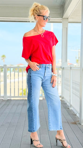 Split Decision Two-Tone Barrel Crop Jean