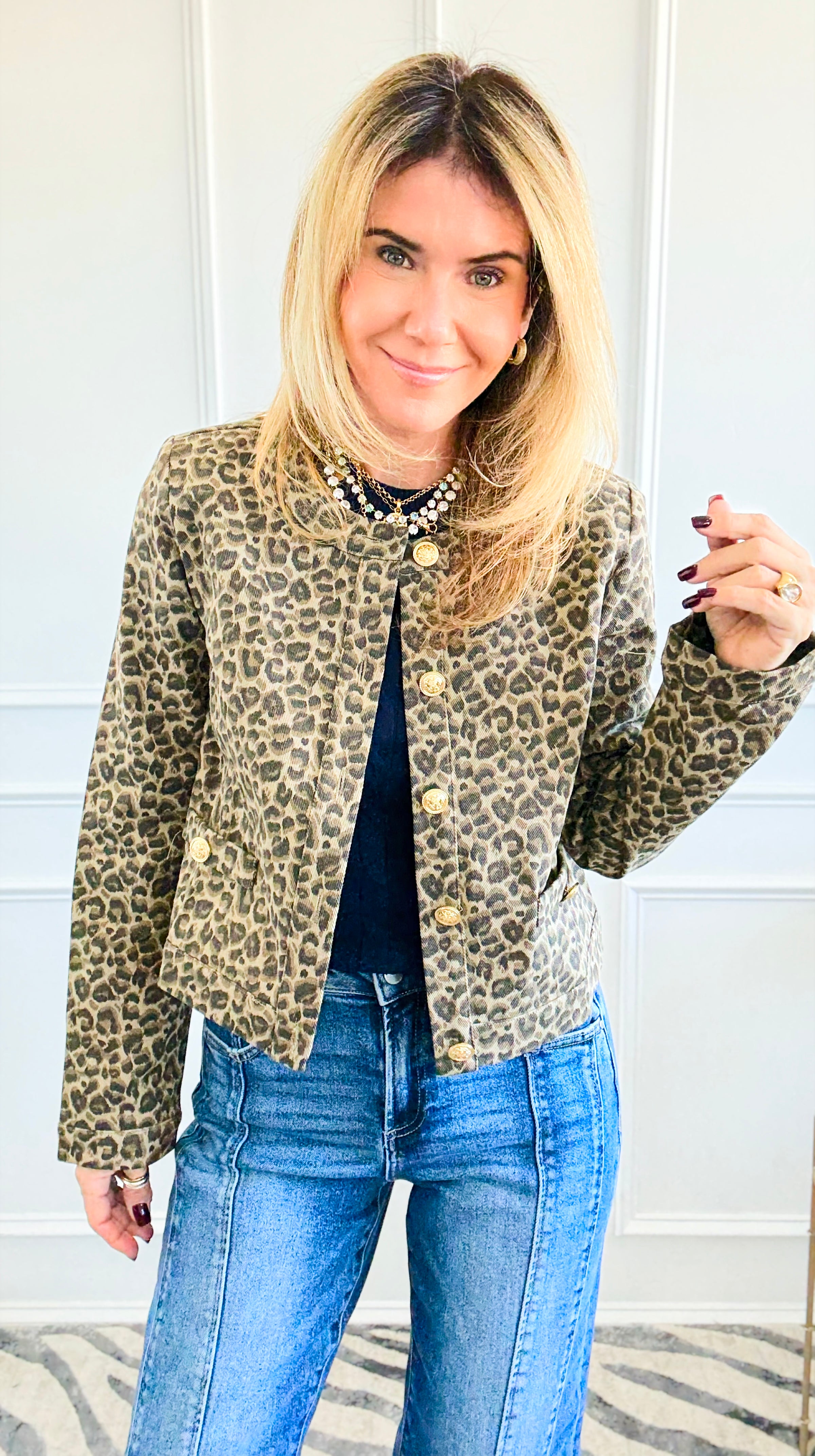 Leopard Printed Cropped Jacket