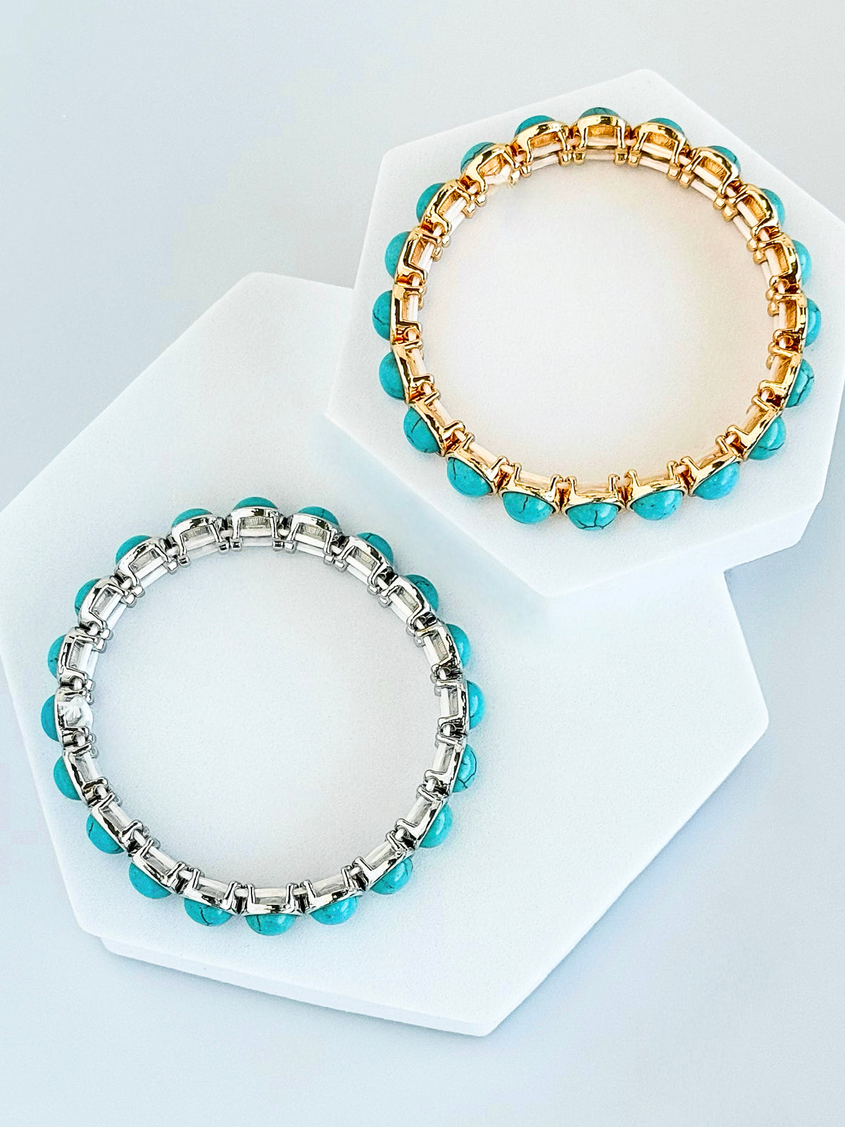 Coastal Glow Stretch Bracelet - Tuquoise-230 Jewelry-Impression-Coastal Bloom Boutique, find the trendiest versions of the popular styles and looks Located in Indialantic, FL