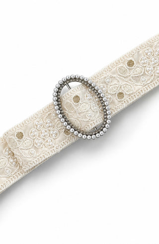 Vintage-Inspired Floral Stitch Belt
