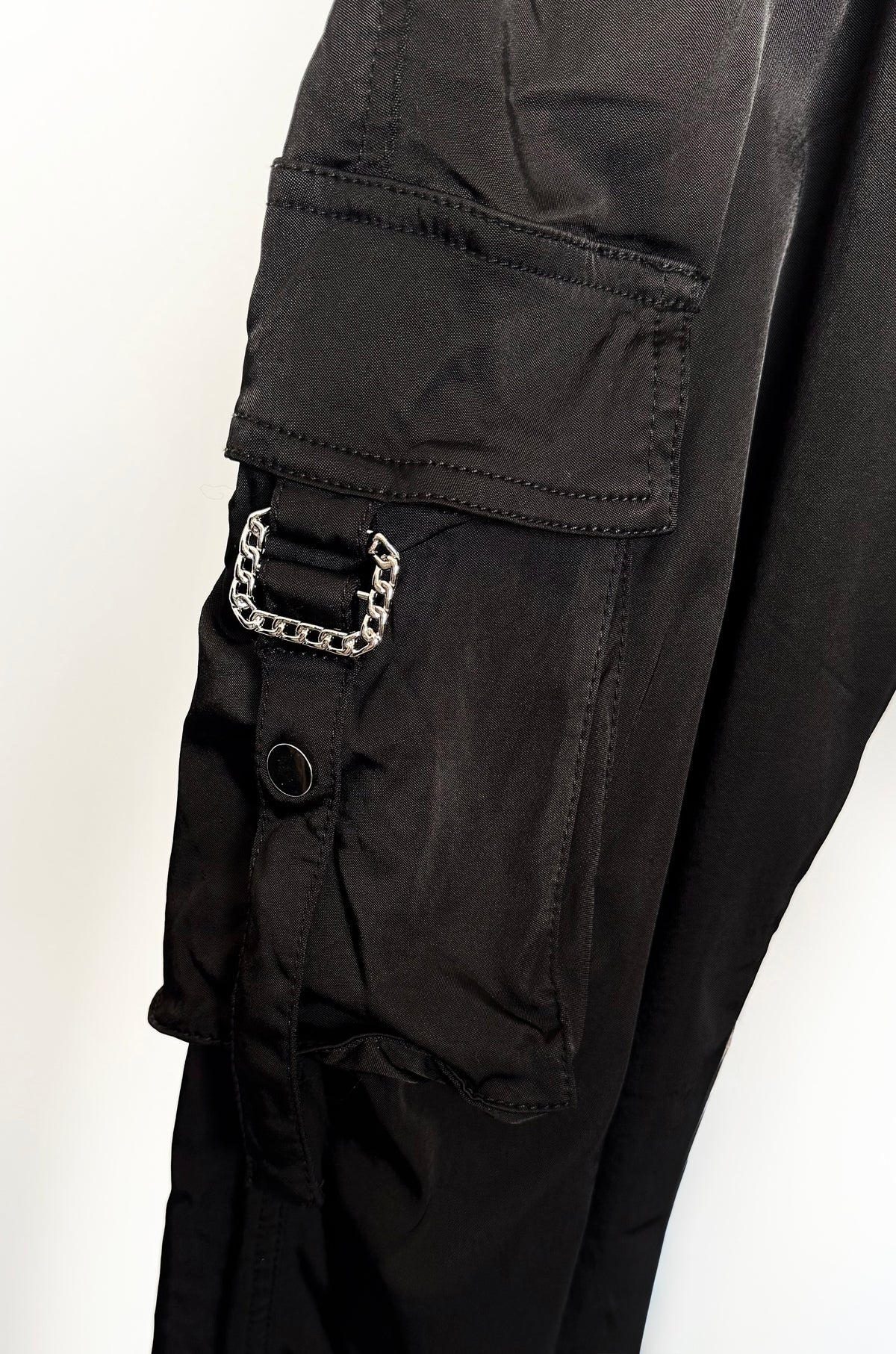 Urban Cargo Wish List Italian Joggers- Black-180 Joggers-CRIS S.R.L.-Coastal Bloom Boutique, find the trendiest versions of the popular styles and looks Located in Indialantic, FL