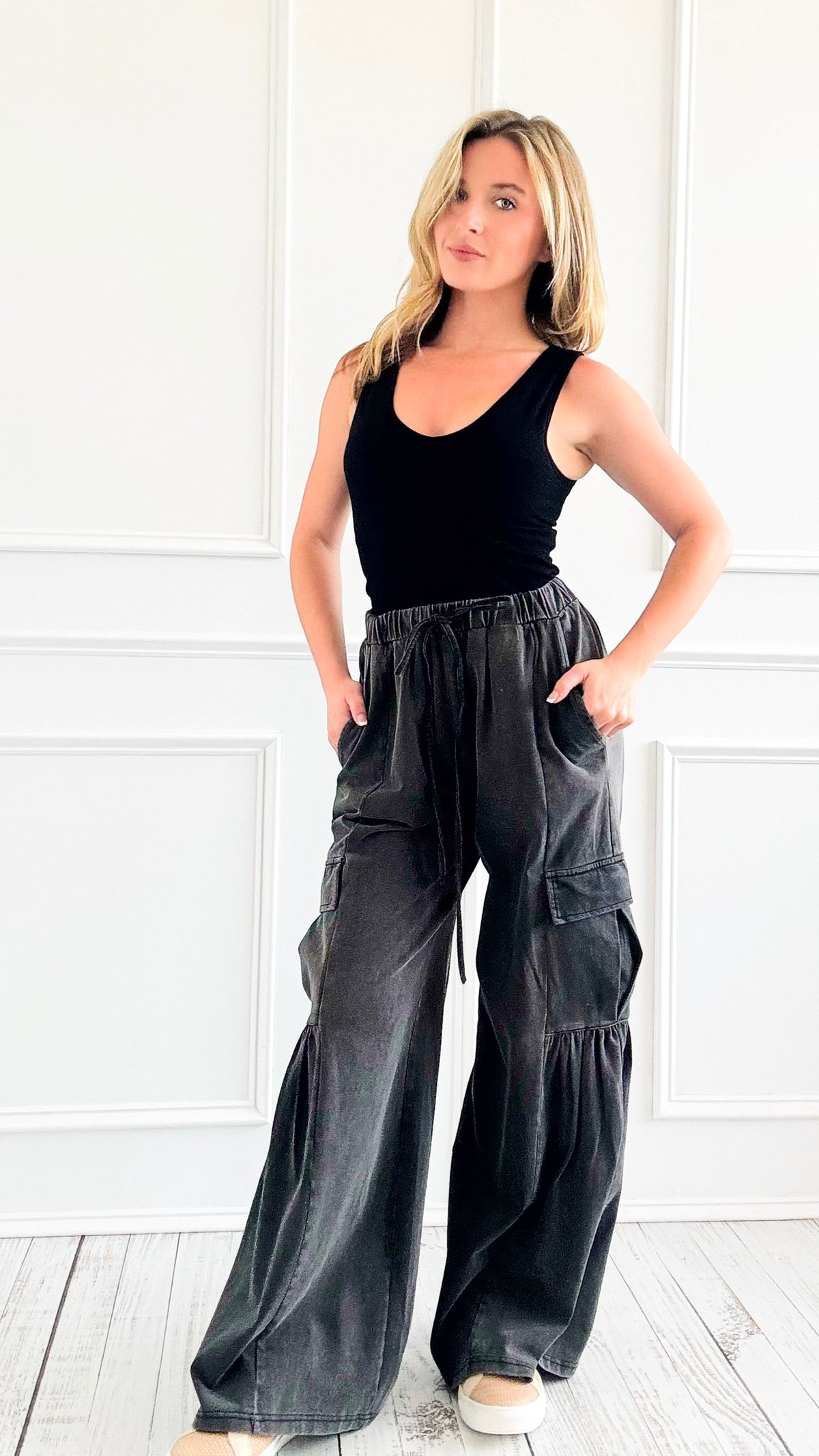 Volume Pocket Utility Pants - Black-170 Bottoms-Heyson-Coastal Bloom Boutique, find the trendiest versions of the popular styles and looks Located in Indialantic, FL