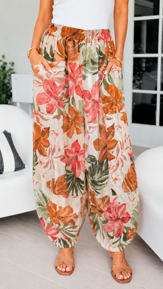 Island Daydream La Spezia Barrel Italian Pant- Ivory