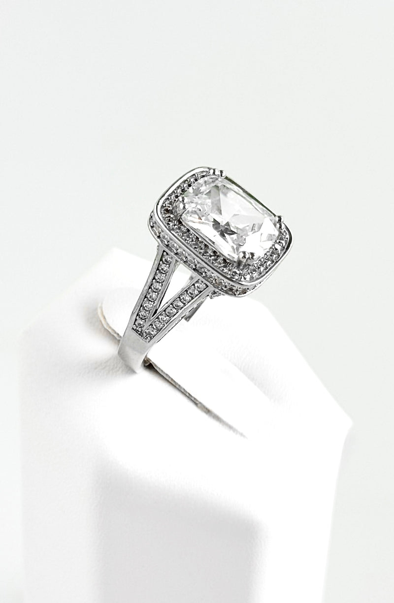 Glamorous Statement Ring-230 Jewelry-Chasing Bandits-Coastal Bloom Boutique, find the trendiest versions of the popular styles and looks Located in Indialantic, FL