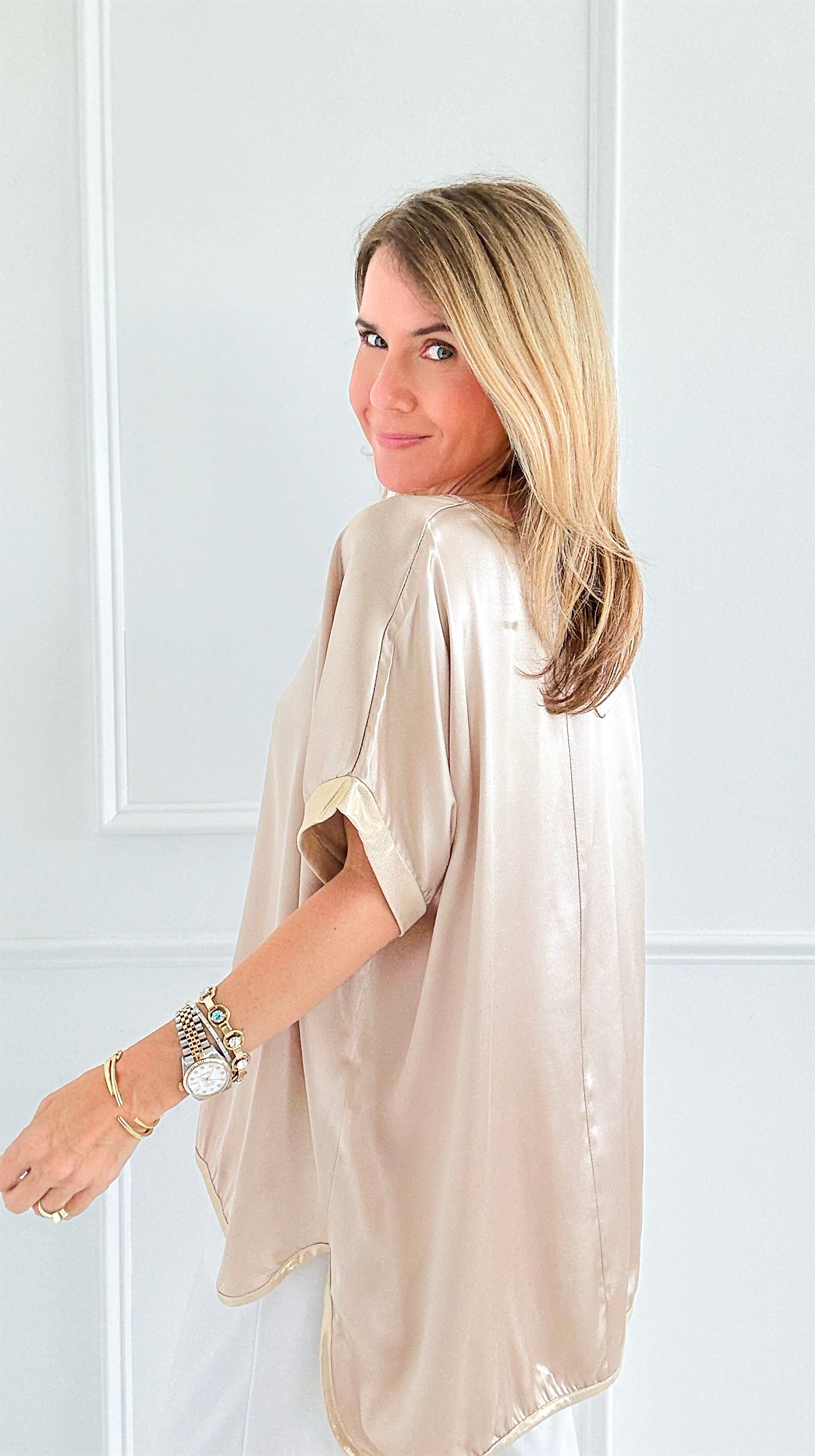 Shine On Relaxed Italian V-Neck Top-110 short Sleeve Top-CLEAR S-Coastal Bloom Boutique, find the trendiest versions of the popular styles and looks Located in Indialantic, FL