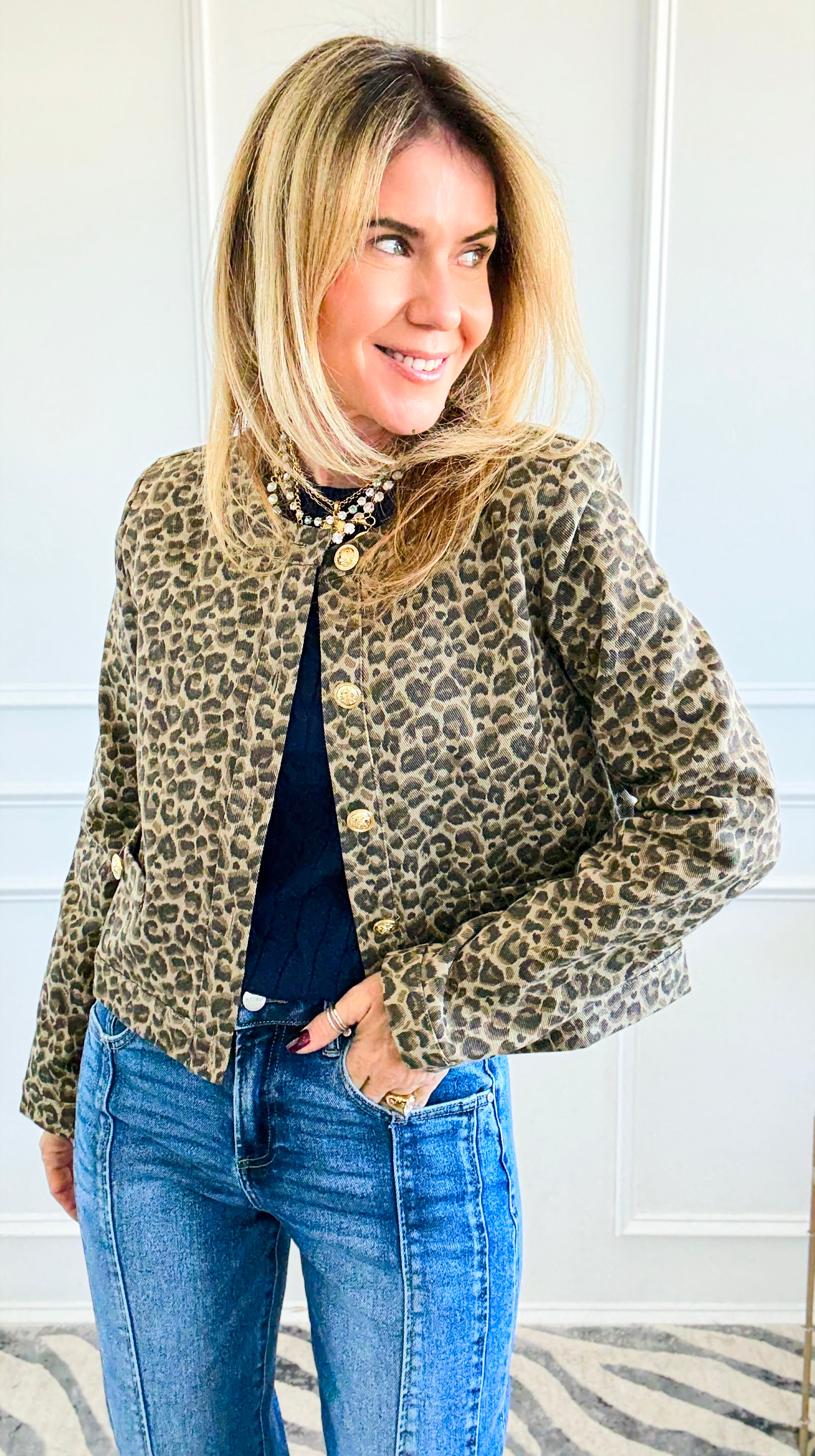 Leopard Printed Cropped Jacket
