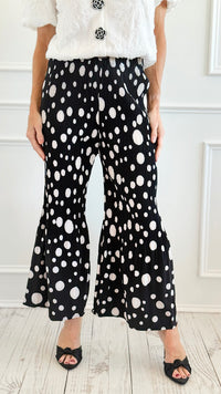 Dolce Vita Pleated Cropped Pants-100 Pants-On Blue-Coastal Bloom Boutique, find the trendiest versions of the popular styles and looks Located in Indialantic, FL