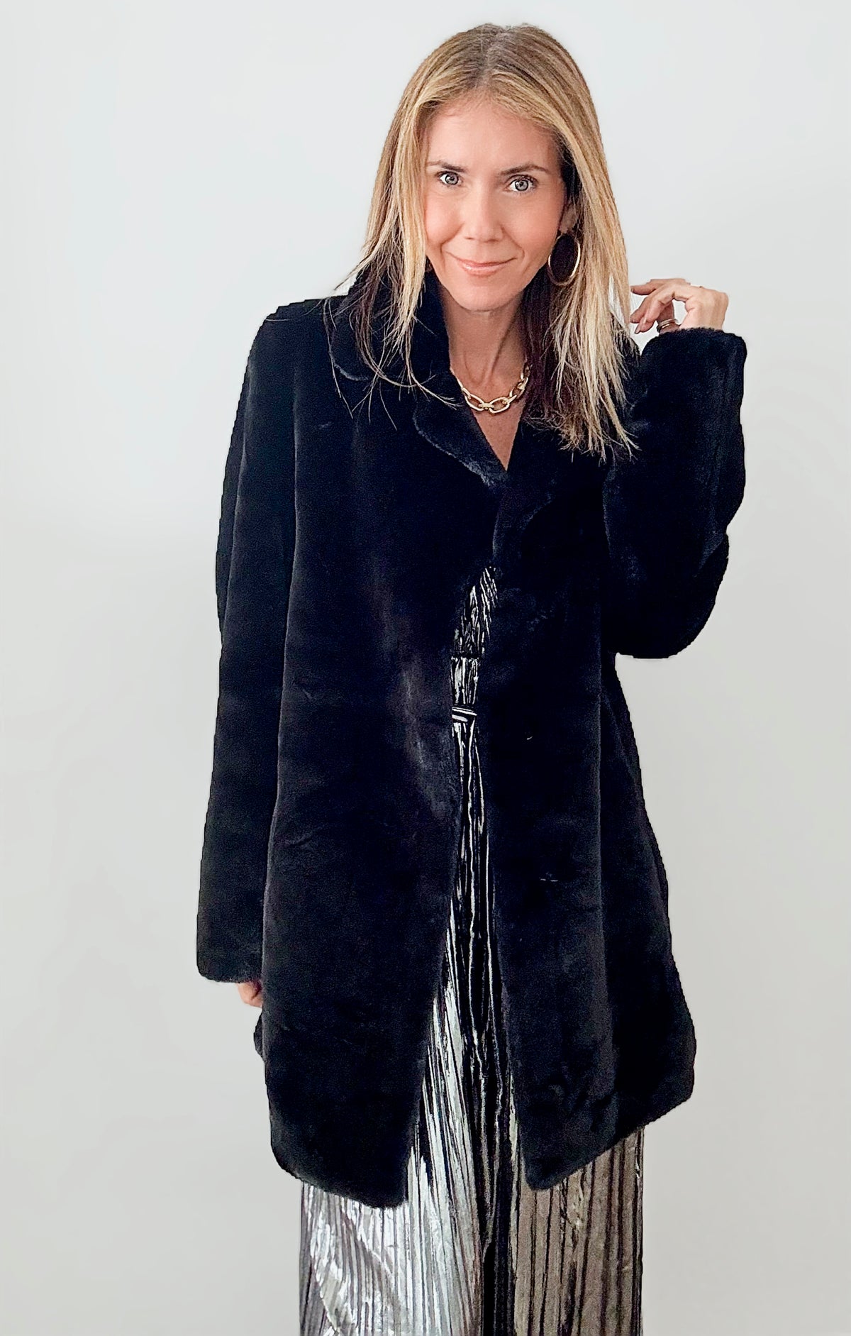 Bundle Me Up Faux Fur Coat - Black-150 Cardigan Layers-Dolce Cabo-Coastal Bloom Boutique, find the trendiest versions of the popular styles and looks Located in Indialantic, FL