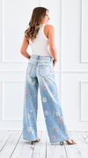 Bee & Blossom Italian Denim Pant-190 Denim-Italianissimo-Coastal Bloom Boutique, find the trendiest versions of the popular styles and looks Located in Indialantic, FL