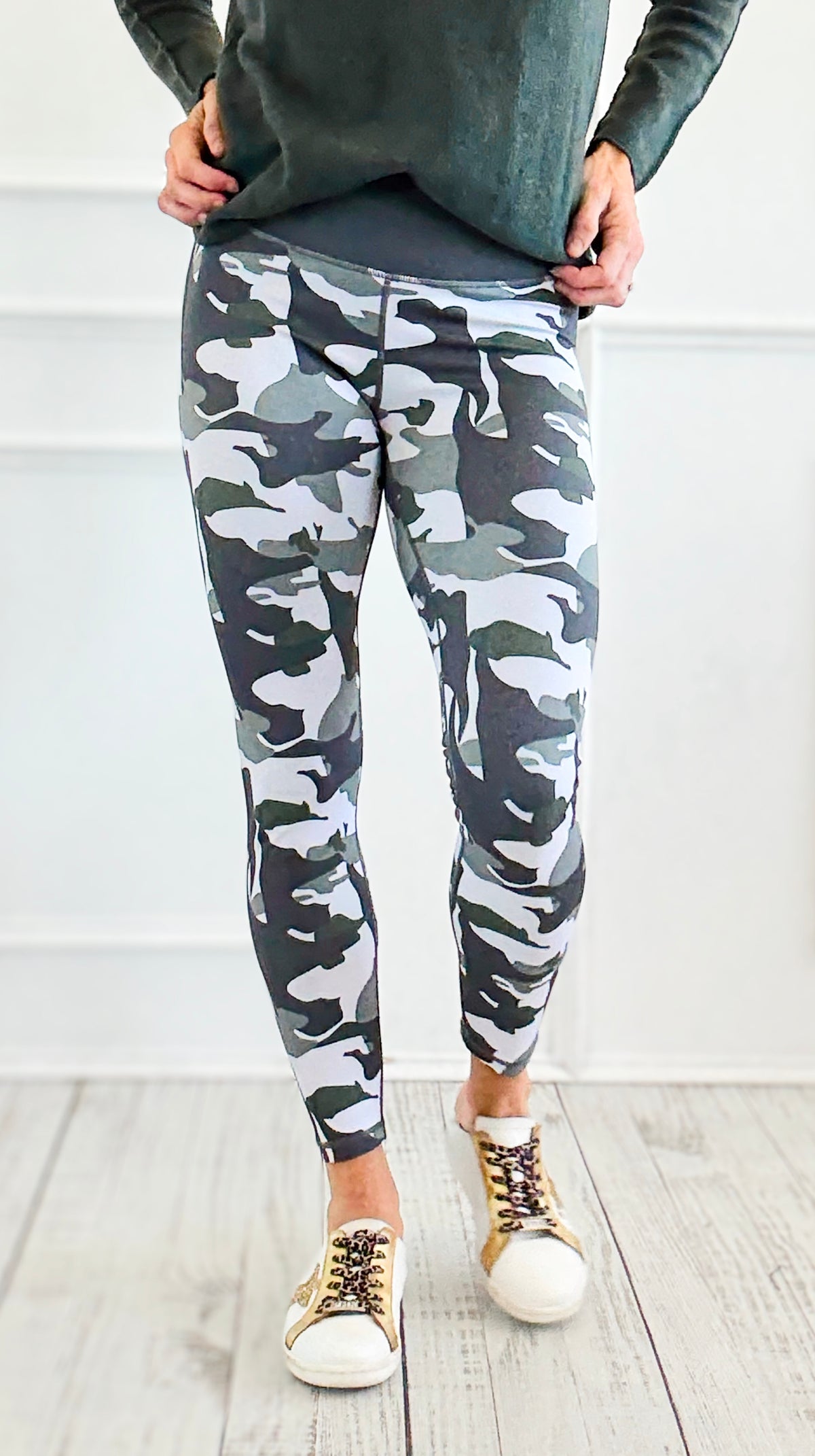 Trailblazer Pocket Leggings-100 Pants-YELETE-Coastal Bloom Boutique, find the trendiest versions of the popular styles and looks Located in Indialantic, FL