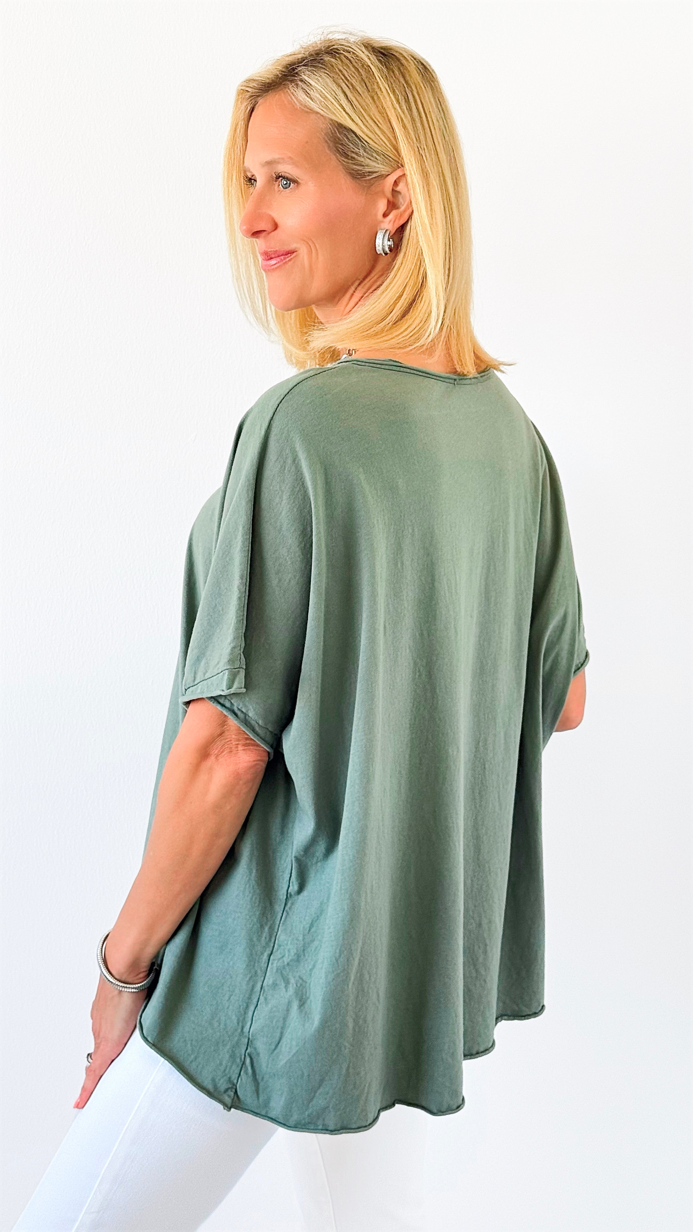 Everyday Italian Relaxed Top-Olive-110 short Sleeve Top-Italianissimo-Coastal Bloom Boutique, find the trendiest versions of the popular styles and looks Located in Indialantic, FL
