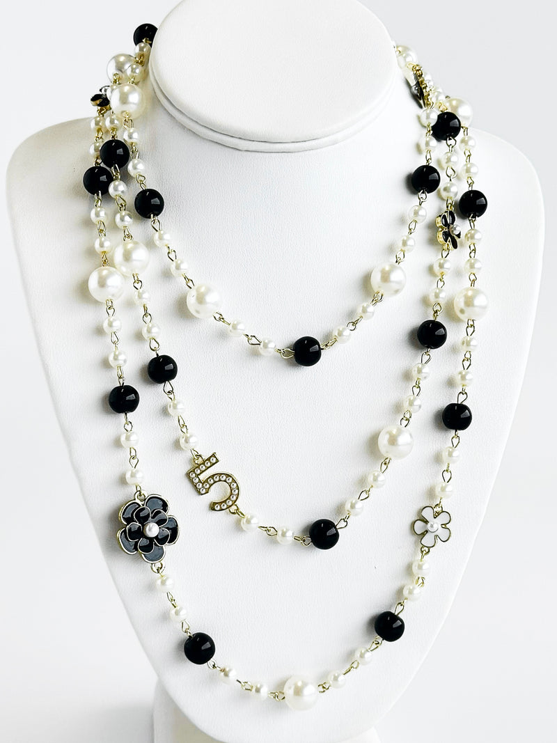 Delicate Petal Pearl 5 Necklace-Chasing Bandits-Coastal Bloom Boutique, find the trendiest versions of the popular styles and looks Located in Indialantic, FL