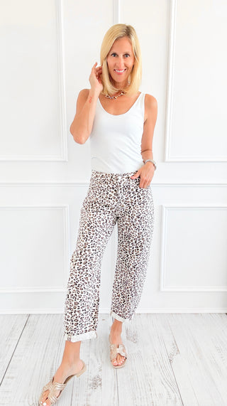Wild Side Barrel Cuff Jeans-170 Bottoms-Risen-Coastal Bloom Boutique, find the trendiest versions of the popular styles and looks Located in Indialantic, FL